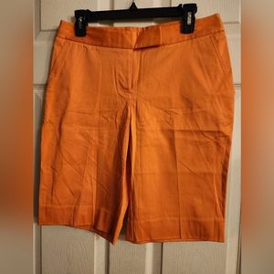New Jones New York Signature orange shorts in size 4.